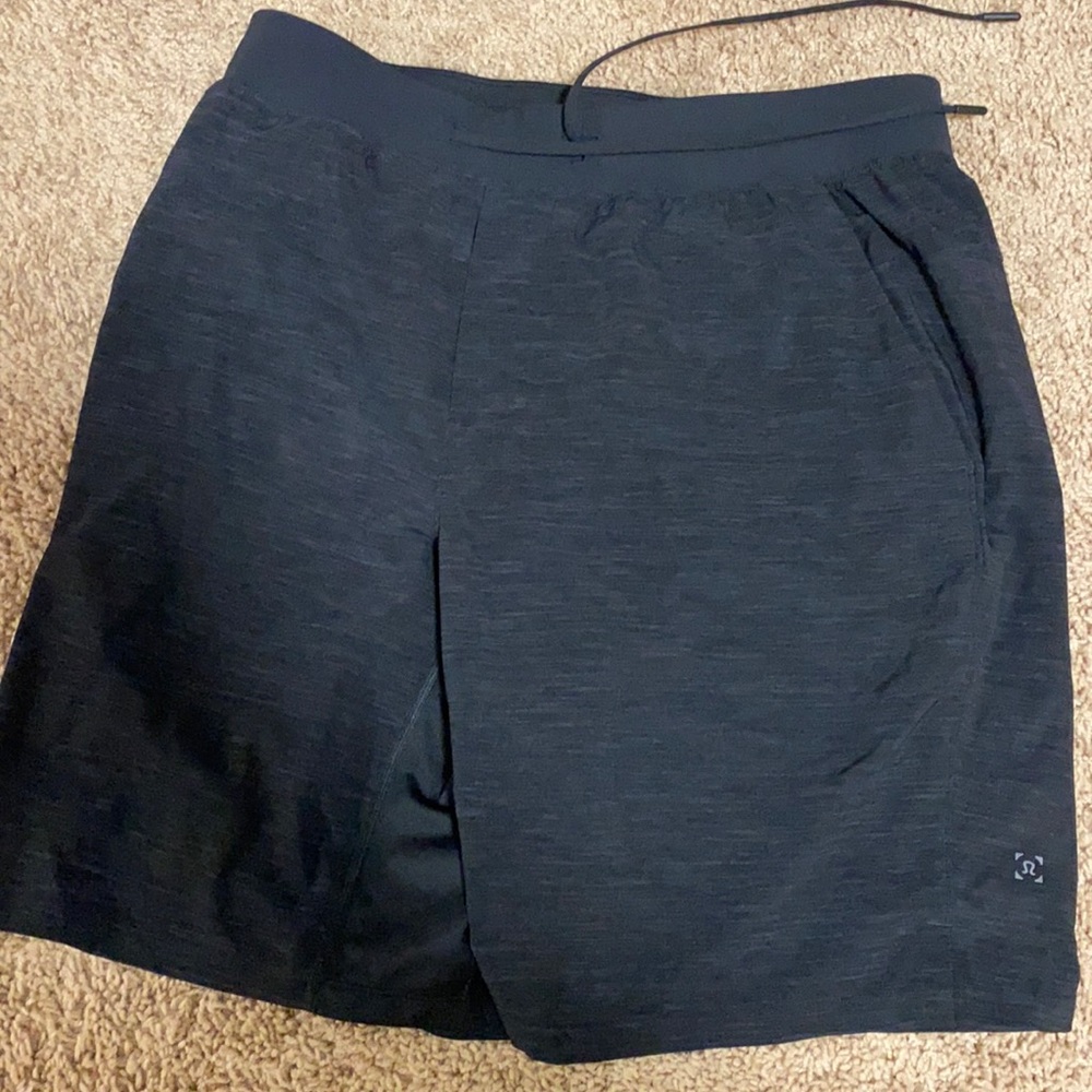 Lululemon men’s black shorts